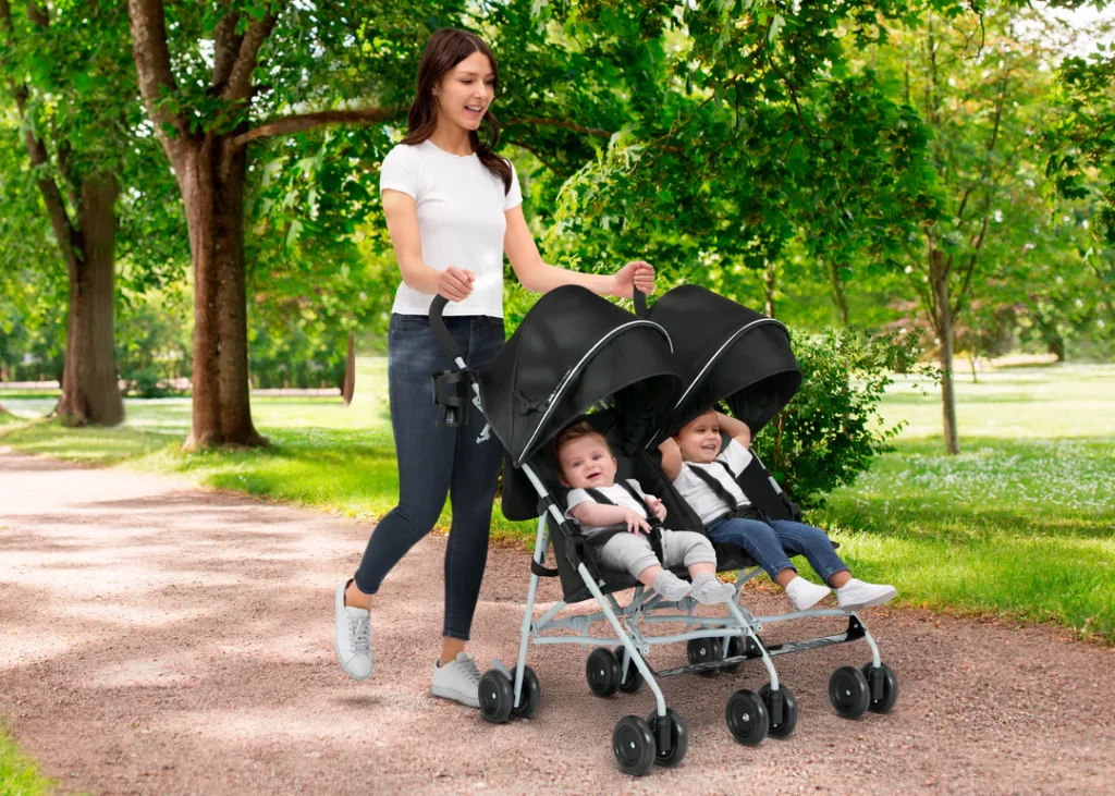 Jeep Turboglyde SidexSide Stroller Lifestyle 02 1080x